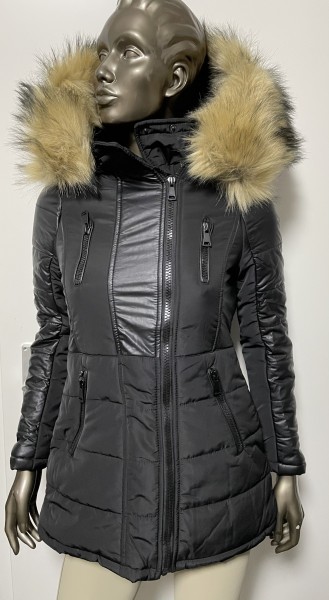 Glässini Winterjacke in Schwarz mit hellem Kunstfell